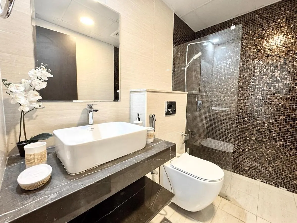 Homes2Retreat - Modern 2Br With Balcony In Jvc Dubai United Arab Emirates