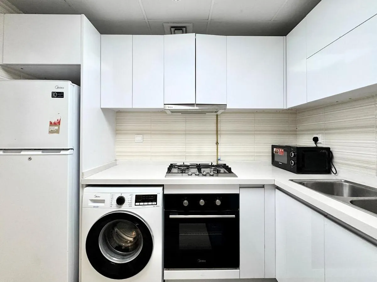Homes2Retreat - Modern 2Br With Balcony In Jvc Dubai 0*,